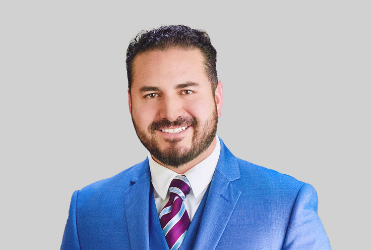 Dr. Mario Leyba